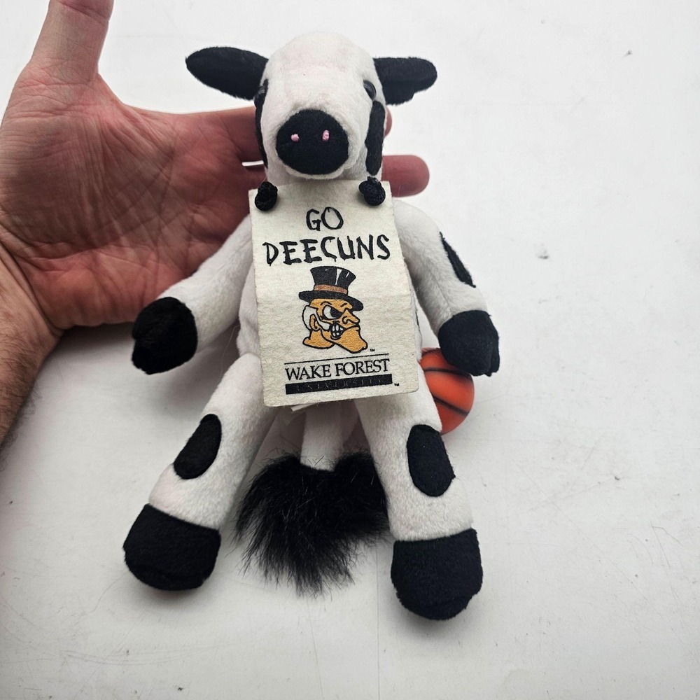 Chick-fil-A Go Deecuns Wake Forest Demon Deacons Basketball Cow Plush Rare Promo